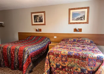 Red Rest Motel hotel thumbnail 7