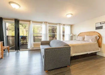 Twin Lakes Resort hotel thumbnail 7