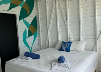 El Faro Beach Front by ÓOL Hotels hotel thumbnail 3