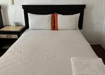 Hotel Narváez Centro de Convenciones hotel thumbnail 4