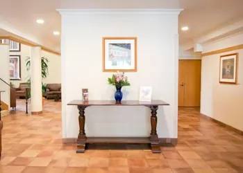 The Inn at UCLA hotel thumbnail 2