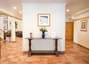 The Inn at UCLA hotel thumbnail 2