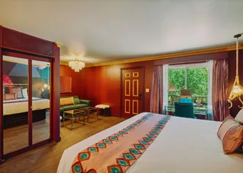 The Fainting Couch Boutique Hotel hotel thumbnail 3