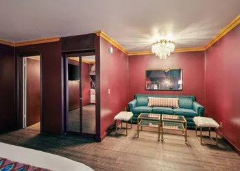The Fainting Couch Boutique Hotel hotel thumbnail 5