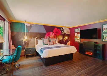 The Fainting Couch Boutique Hotel hotel thumbnail 8