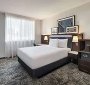 DoubleTree by Hilton Long Island City, NY hotel detail image 5