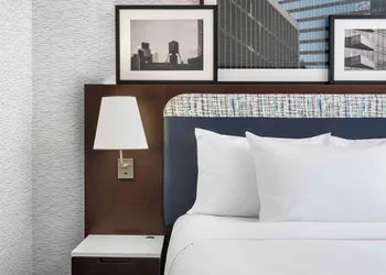 DoubleTree by Hilton Long Island City, NY hotel thumbnail 8