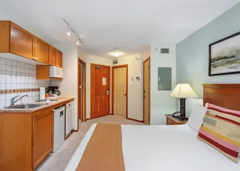 Ace Cascade hotel thumbnail 6