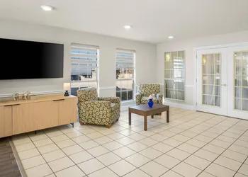Rodeway Inn Garland Harbor Point hotel thumbnail 5