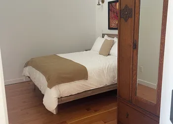Temperance Hotel hotel thumbnail 8