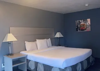 Hotel 10 Extended Stay hotel thumbnail 6