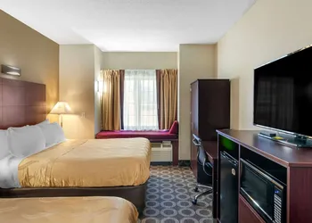 Quality Inn Overland Park Kansas City hotel thumbnail 6