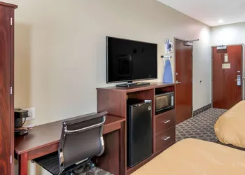 Quality Inn Overland Park Kansas City hotel thumbnail 7