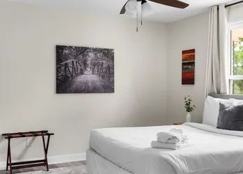 Modern in Magic City 2 Units hotel thumbnail 8