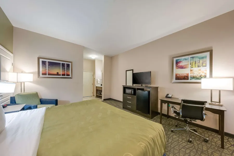 Quality Inn & Suites Ardmore hotel detail image 6
