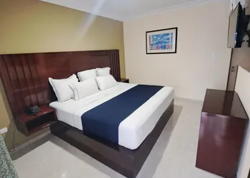 Hotel Confort Plaza hotel thumbnail 7