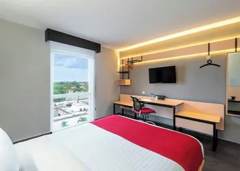 City Express by Marriott Tuxpan hotel thumbnail 4