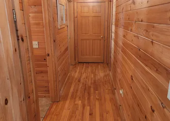 Timber Trail Lodge hotel thumbnail 7