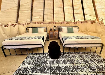 Yellowstone Tipis hotel thumbnail 4
