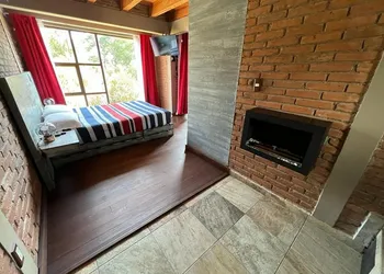 Casa Ndomi Valle de Bravo hotel thumbnail 2