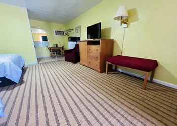 Crown Inn hotel thumbnail 7