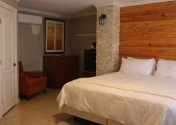 MG INN AND Suites hotel thumbnail 7