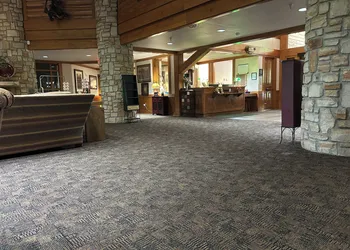 Roaring River State Park hotel thumbnail 3