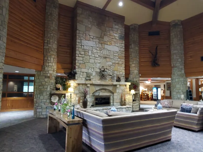 Roaring River State Park hotel detail image 6
