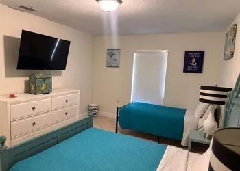 Port St Lucie 3BD -2B hotel thumbnail 3