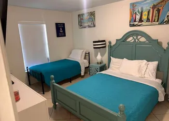 Port St Lucie 3BD -2B hotel thumbnail 6