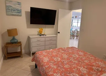 Port St Lucie 3BD -2B hotel thumbnail 7