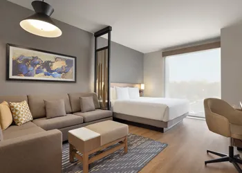 Hyatt Place Windsor hotel thumbnail 5