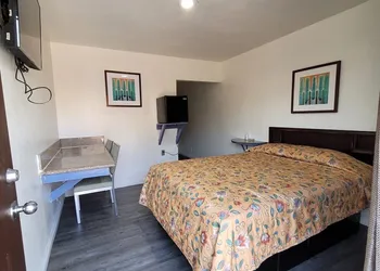 Carlo Motel hotel thumbnail 3
