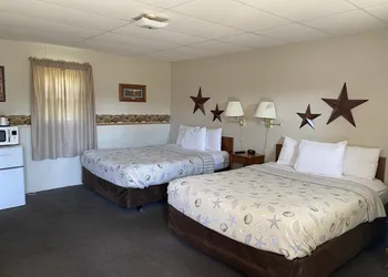 The Edgewood Motel hotel thumbnail 3