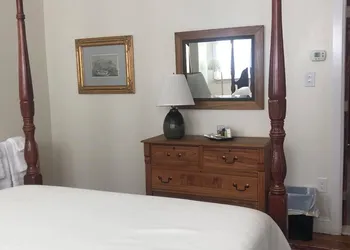 Cannon Hill Inn hotel thumbnail 6