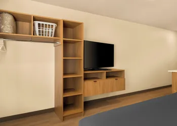LivAway Suites- Missoula hotel thumbnail 7