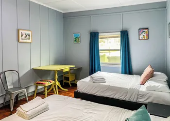 Boswell Bliss hotel thumbnail 8