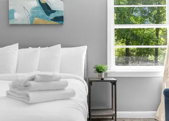 Beds on Broadmoor Two Units hotel thumbnail 5