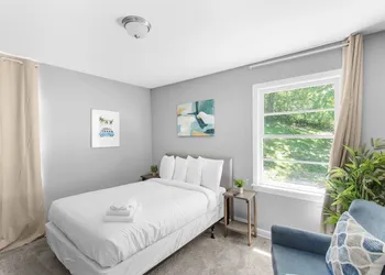 Beds on Broadmoor Two Units hotel thumbnail 7