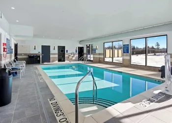 Best Western Plus Marquette Hotel & Suites hotel thumbnail 4