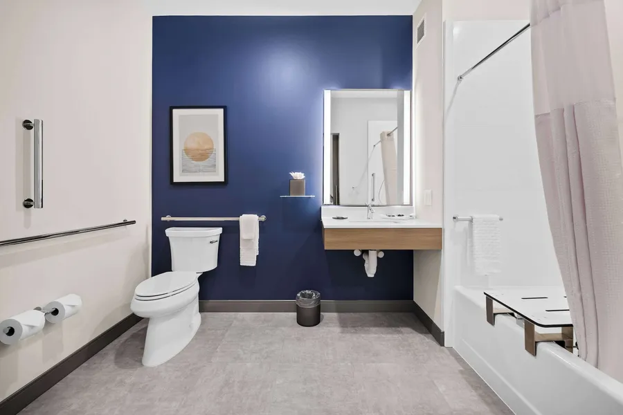 Best Western Plus Marquette Hotel & Suites hotel detail image 6