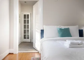 Redmont Revival Unit 2 hotel thumbnail 6