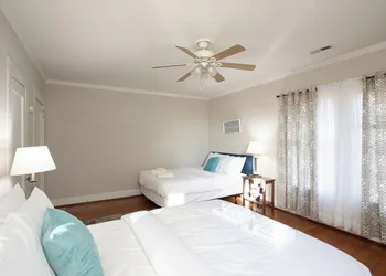 Redmont Revival Unit 2 hotel thumbnail 8