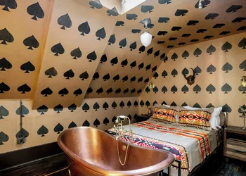 Urban Cowboy Denver hotel thumbnail 5