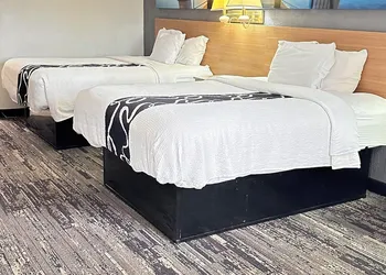 Dreamland Inn and Suites hotel thumbnail 5