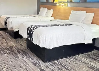 Dreamland Inn and Suites hotel thumbnail 5