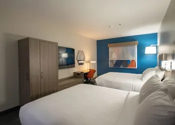 Holiday Inn Express and Suites Sulphur Springs by IHG hotel thumbnail 5