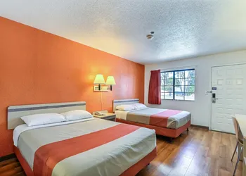 Park Inn by Radisson, Livermore hotel thumbnail 2
