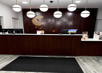 Comfort Inn & Suites Harvey - Chicago Southland hotel thumbnail 3