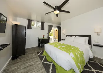 Hale 'Ohu Bed & Breakfast hotel thumbnail 6